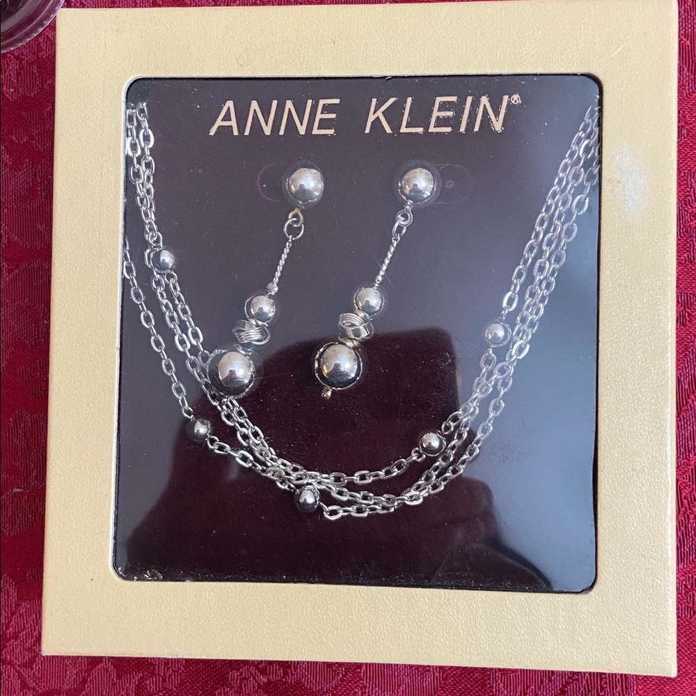 Vintage ANNE KLEIN Long Silver Tone 3 Strand Chain & Earrings Set